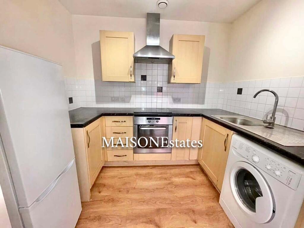 Apartment in Coventry, West Midlands - View 5