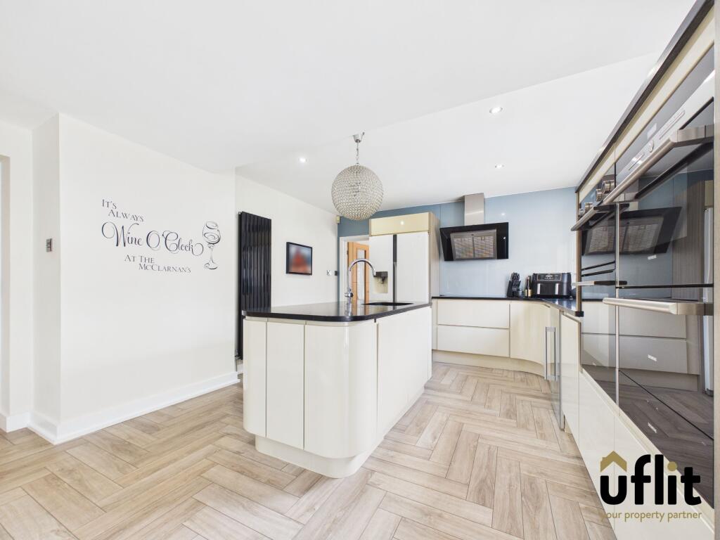 Woodfoot Road, Moorgate, Rotherham, S60  photo 4