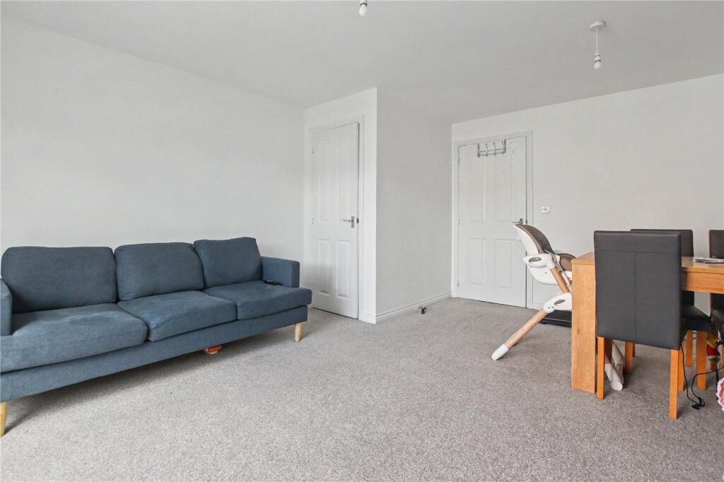 House in Taunton - View 5