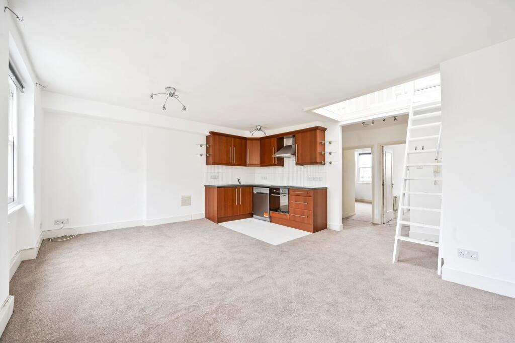 Apartment in London, Earl's Court - View 3