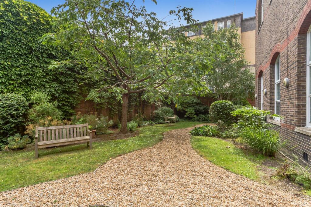 Main image of property: Richmond Terrace, Brighton