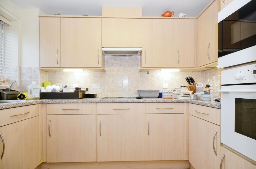 Main image of property: Nanterre Court, Cassiobury