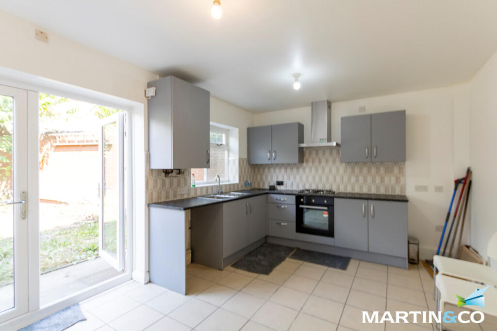 House in Sandwell, West Midlands - View 4