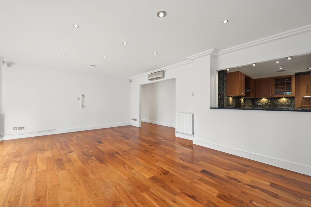 Apartment in London - View 4