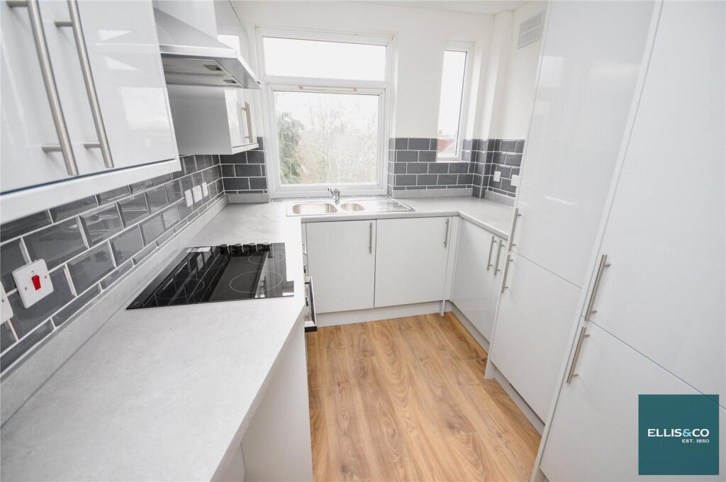 Main image of property: Ballards Lane, Finchley, London, N3
