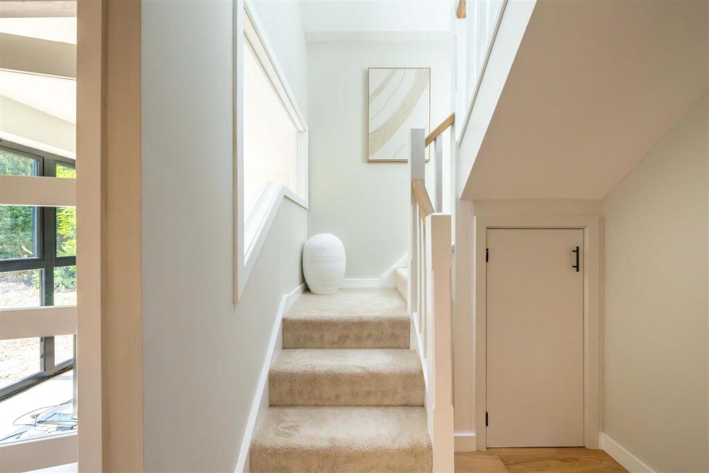 House in Milton Malsor - More