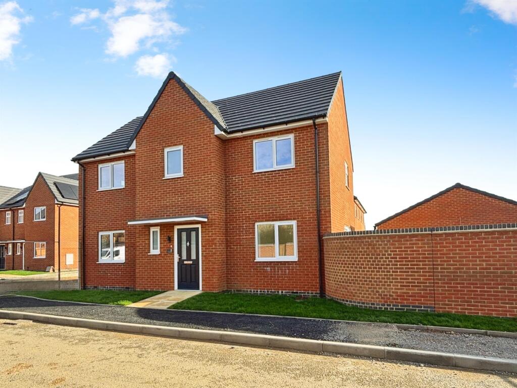 Main image of property: Clay Pit Close, Raunds, Wellingborough