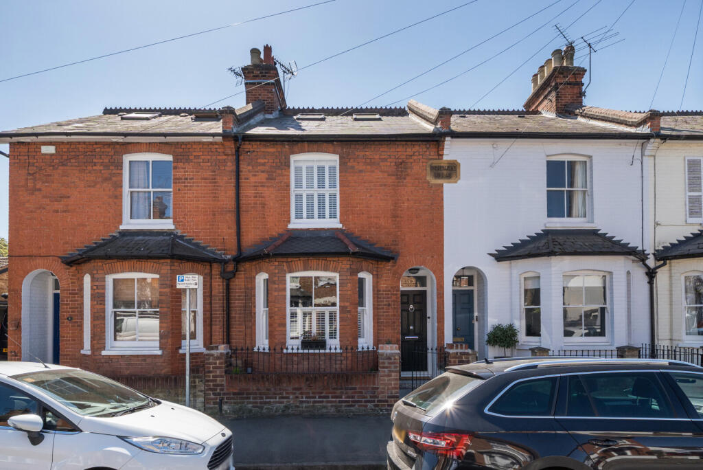 Main image of property: Dorchester Road, Weybridge, KT13