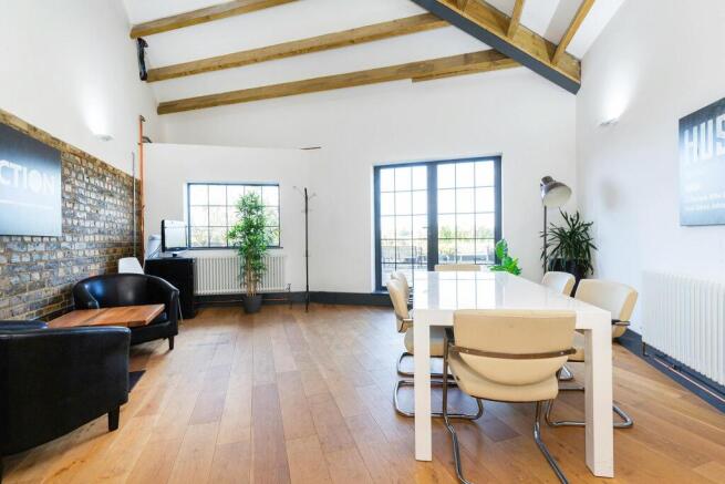 Canonbury Yard 16.jpg