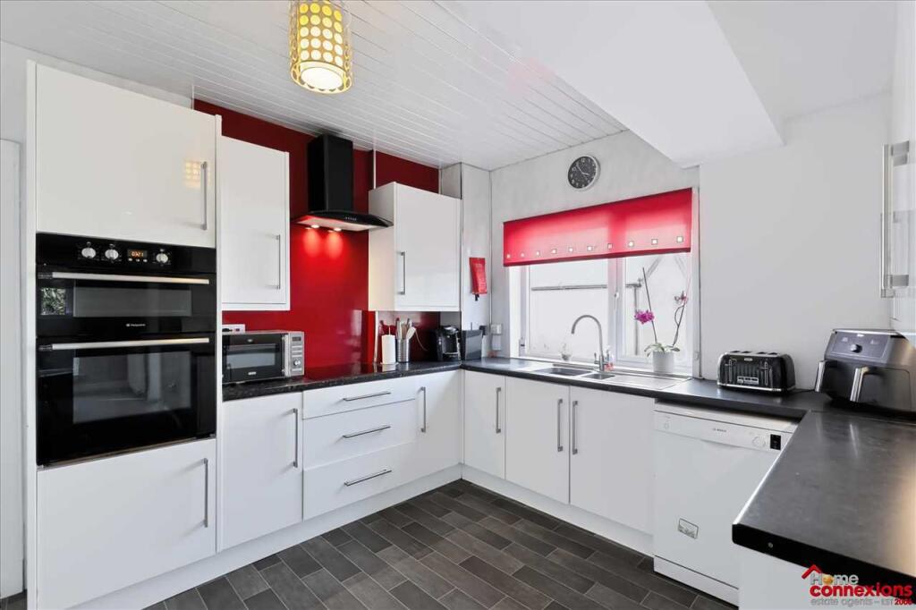 House in Strathaven, South Lanarkshire - More