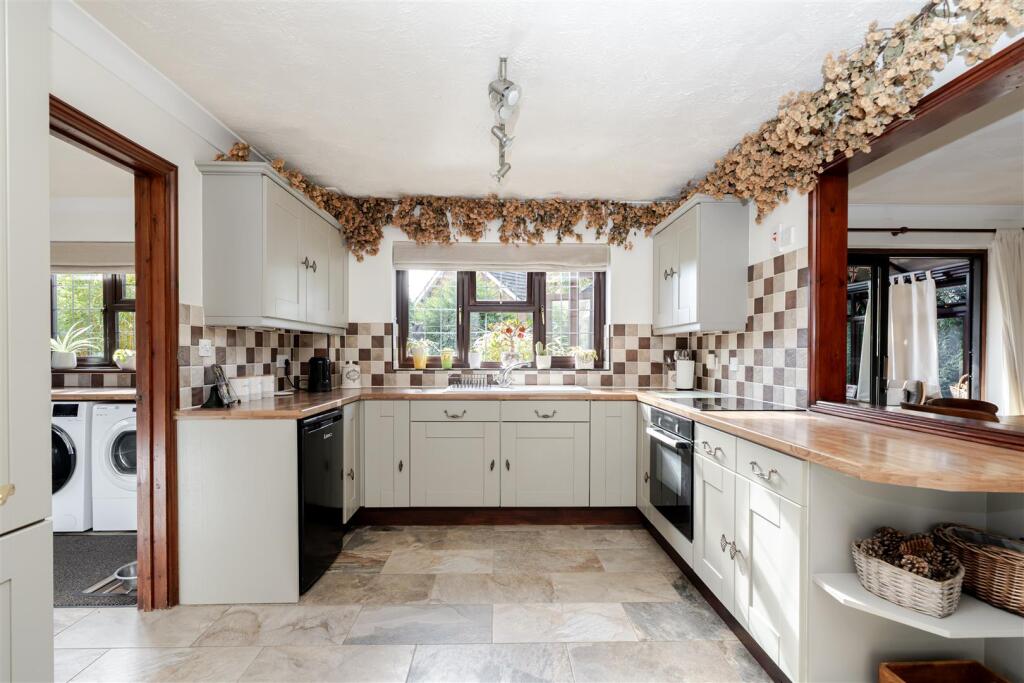 House in Peterborough - View 2