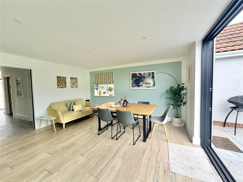 House in Lymington - View 5