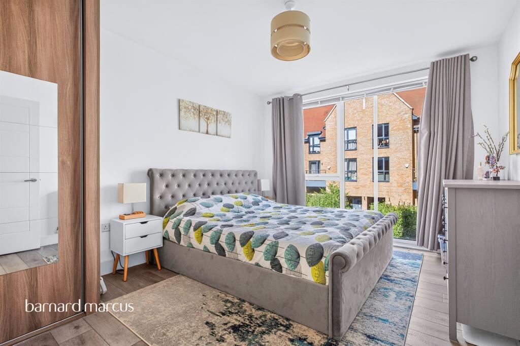 Apartment in London - View 4