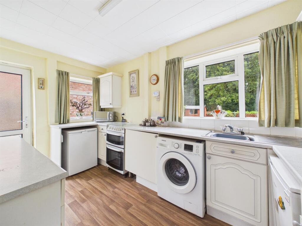 House in Erewash, West Hallam - More