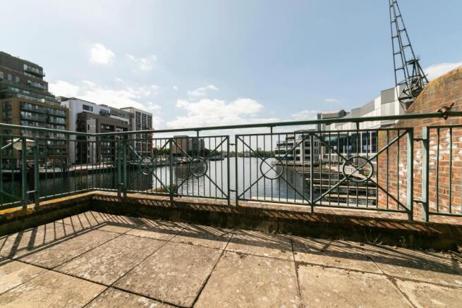 Suite 3, 17 Pepper Street -12.jpg