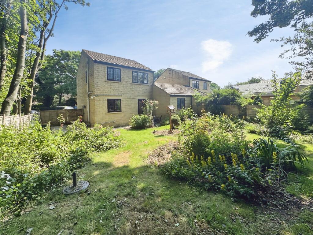 House in Kirklees, West Yorkshire - View 4
