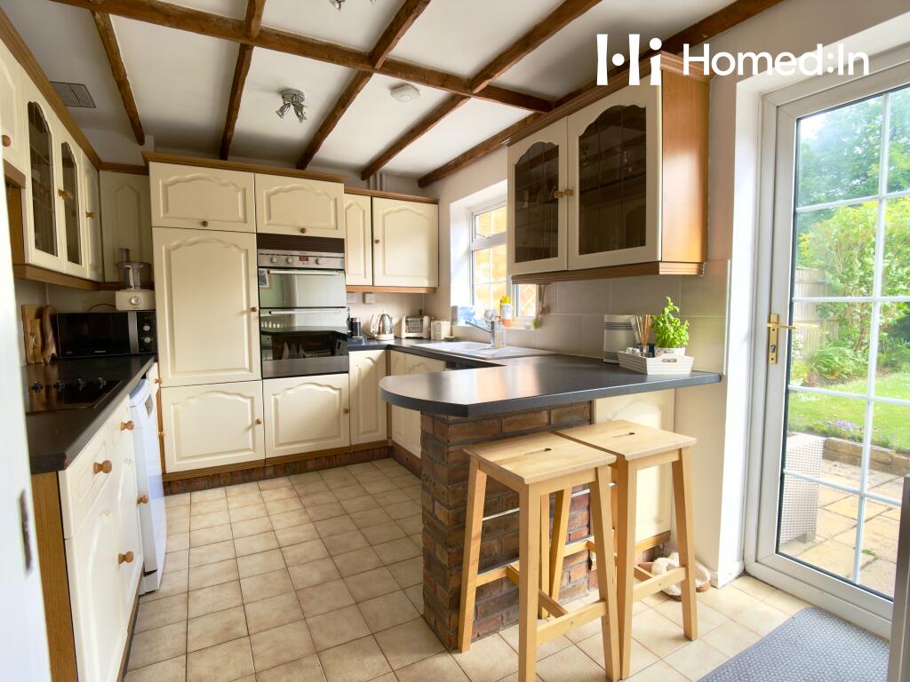 House in Horsham, Southwater - View 5
