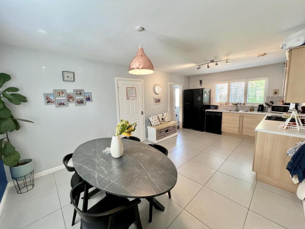 House in Coity - View 5