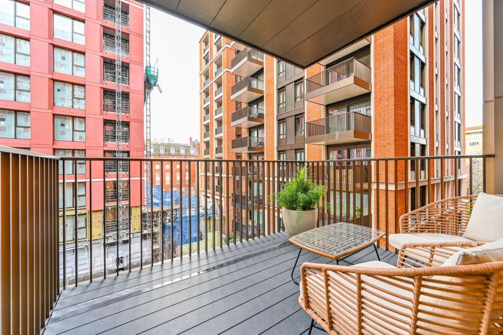 Apartment in London - View 4