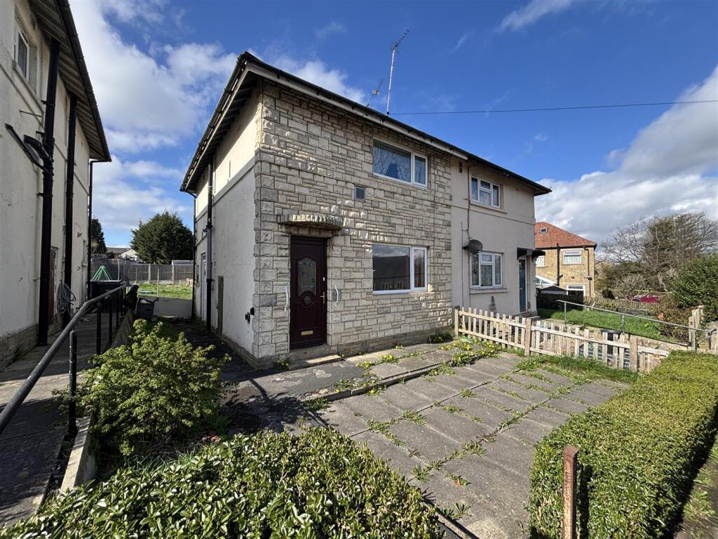 Main image of property: 58, Slade Lane, Brighouse, HD6 3PP