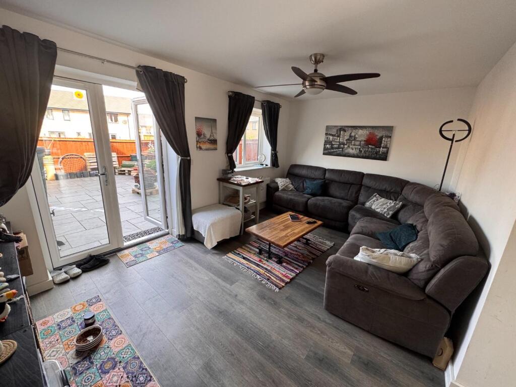 Fairfield Way, Keynsham photo 4