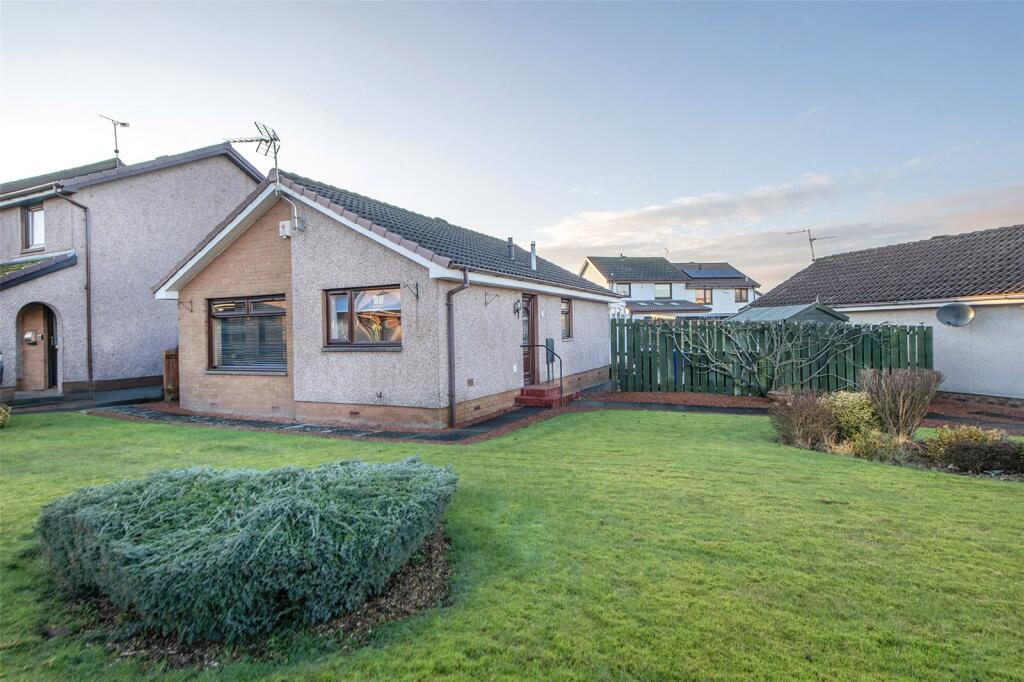 Main image of property: 28 Ochilmount, Bannockburn, FK7