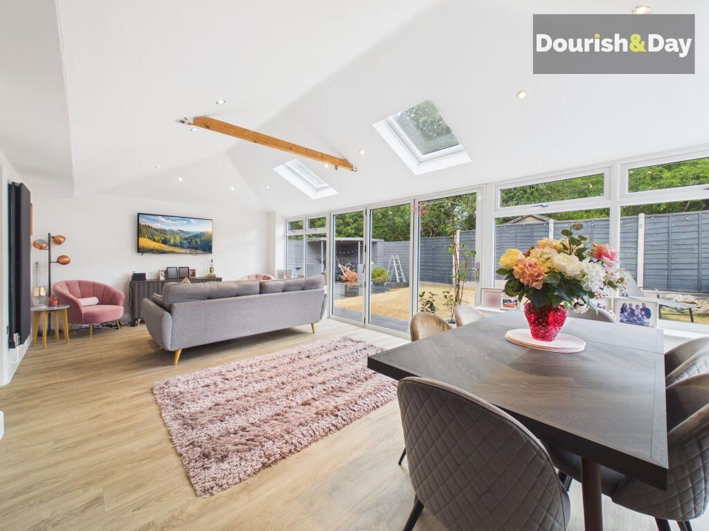 House in Stoke-on-Trent - View 3