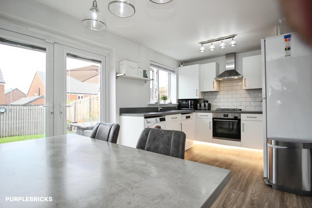 House in Wakefield - View 4