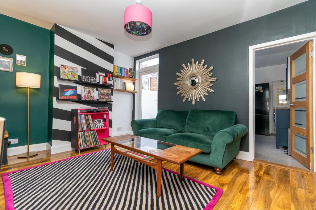 House in Portsmouth - View 5