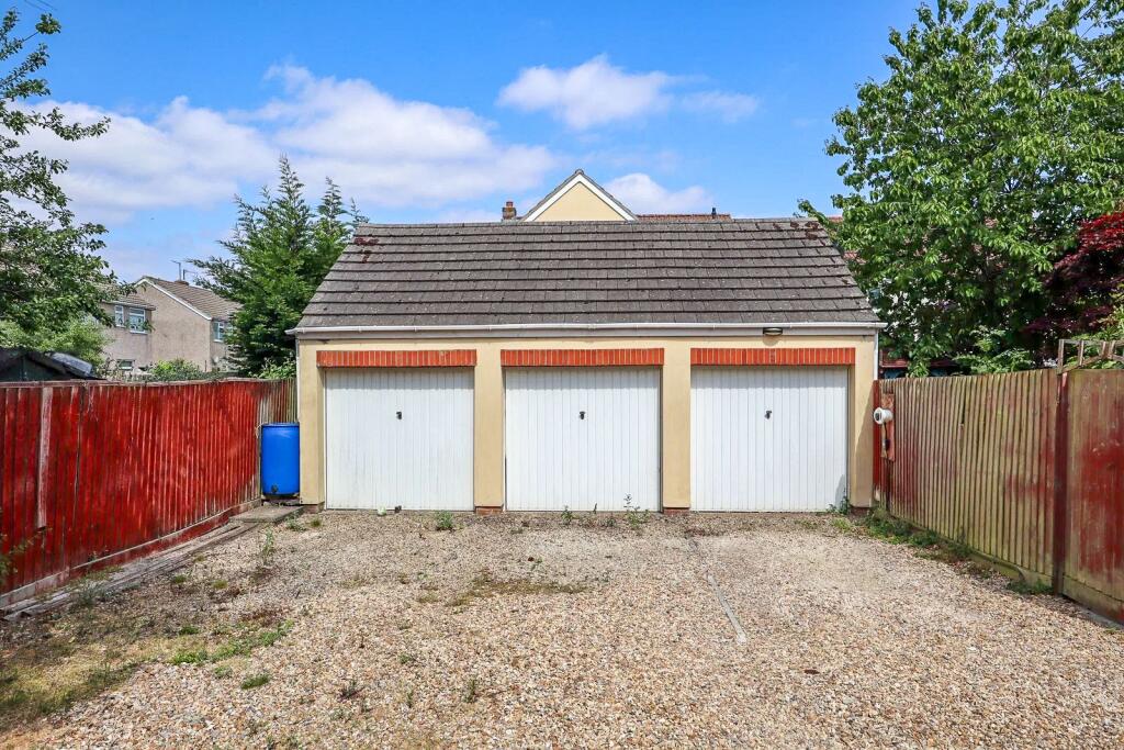 House in Swindon - View 3