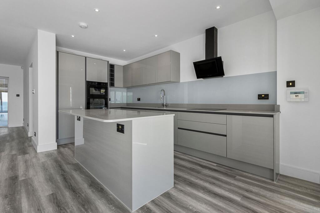 House in Torquay - View 5