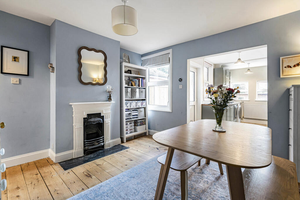 George Road, Godalming, Surrey, GU7 photo 3