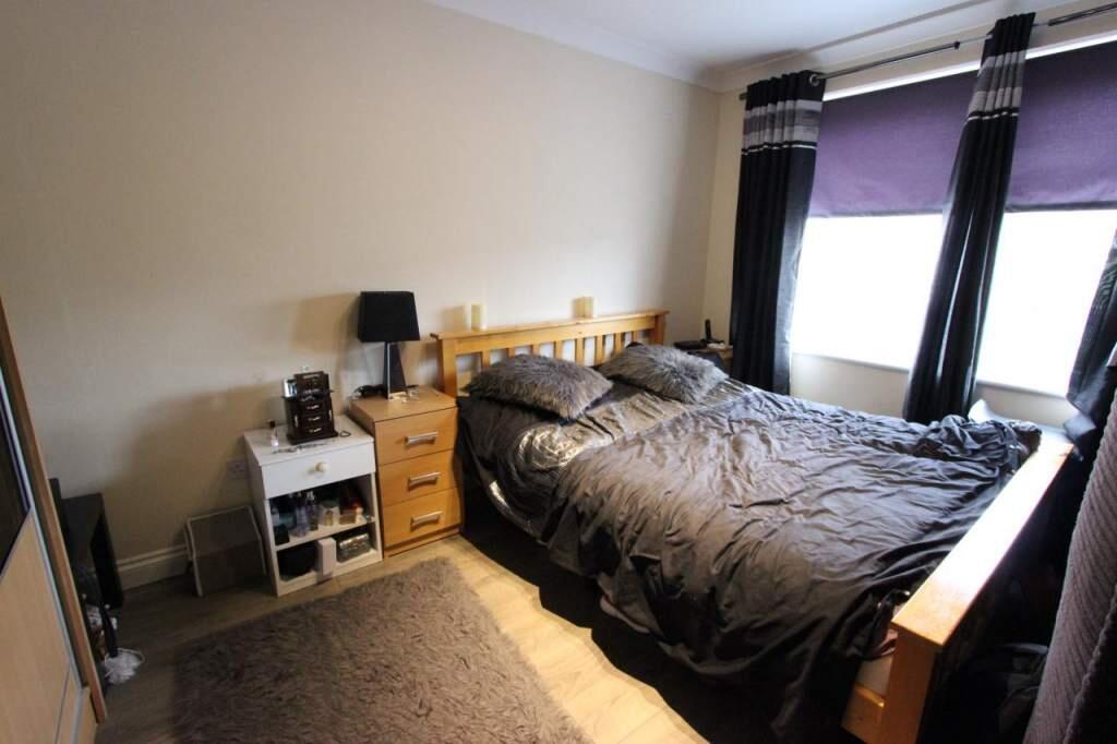 Main image of property: Valley Avenue, London, N12