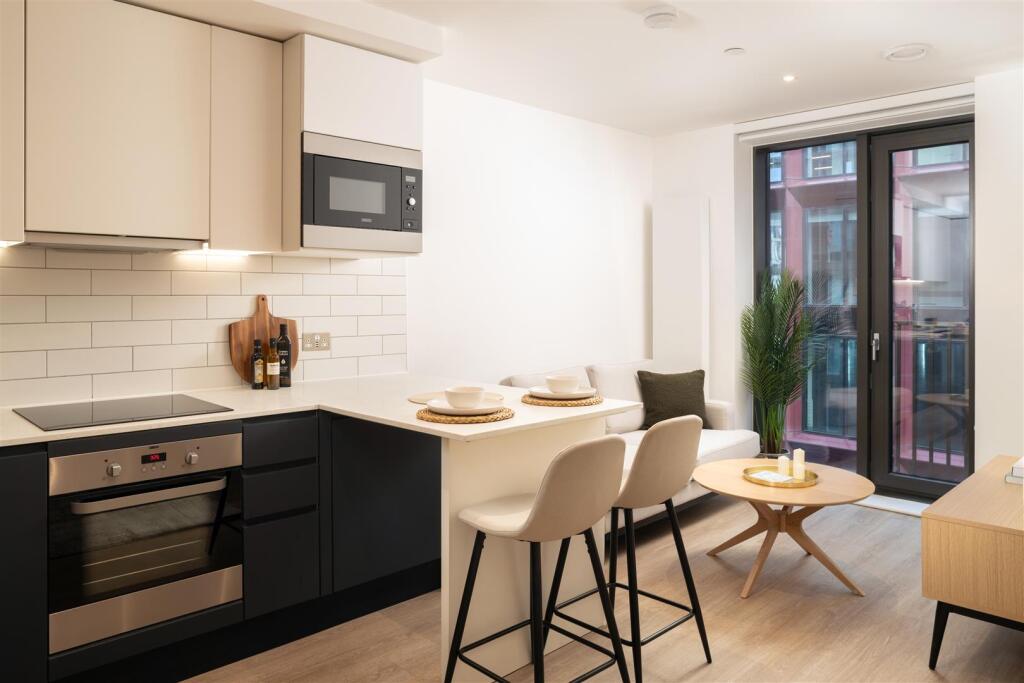 Apartment in Manchester - View 3