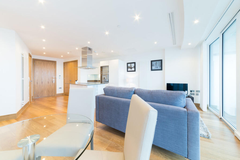 Apartment in London - View 5