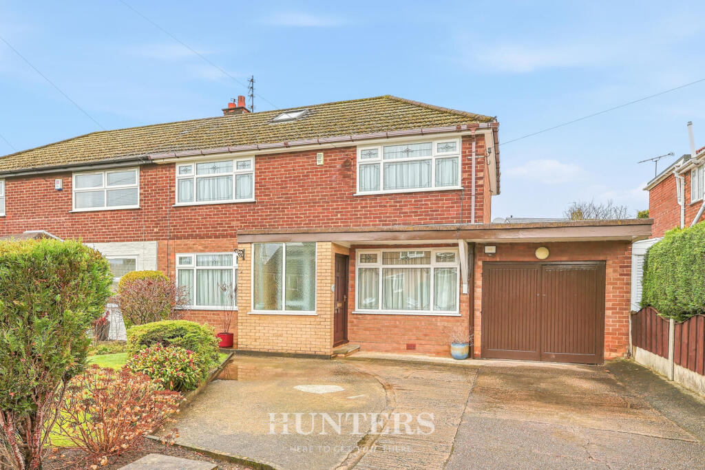 Main image of property: Pebworth Close, Alkrington, Middleton M24