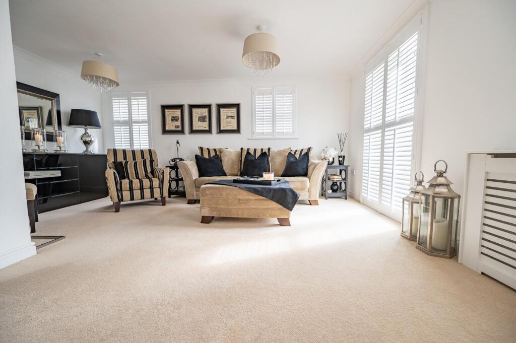 House in Uttlesford, Flitch Green - More