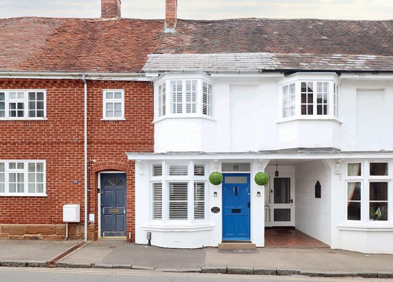 Main image of property: Red Lion Cottage, High Street, Kenilworth