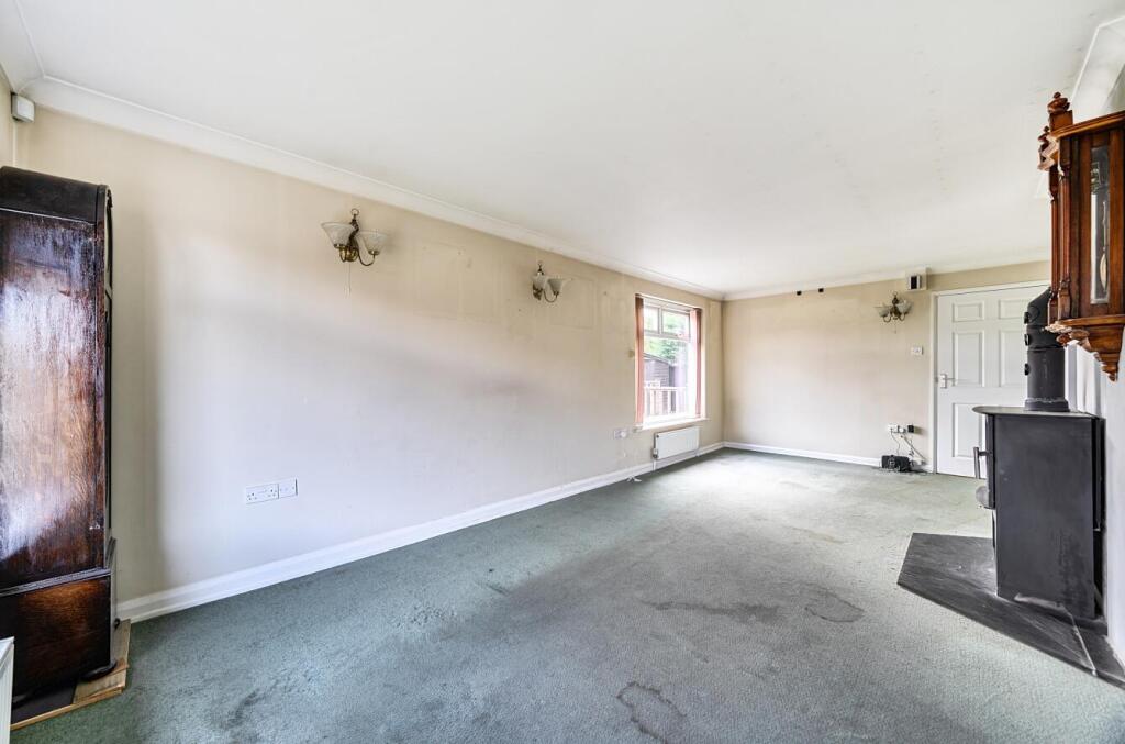 8, Glebe Close, Thornford, Sherborne photo 4