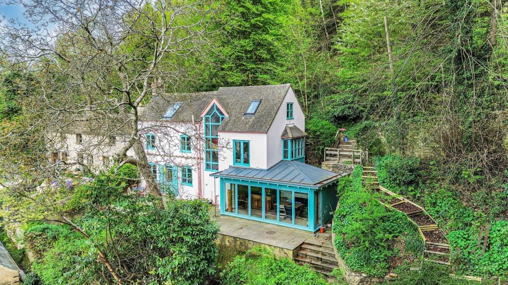 House in Gloucester