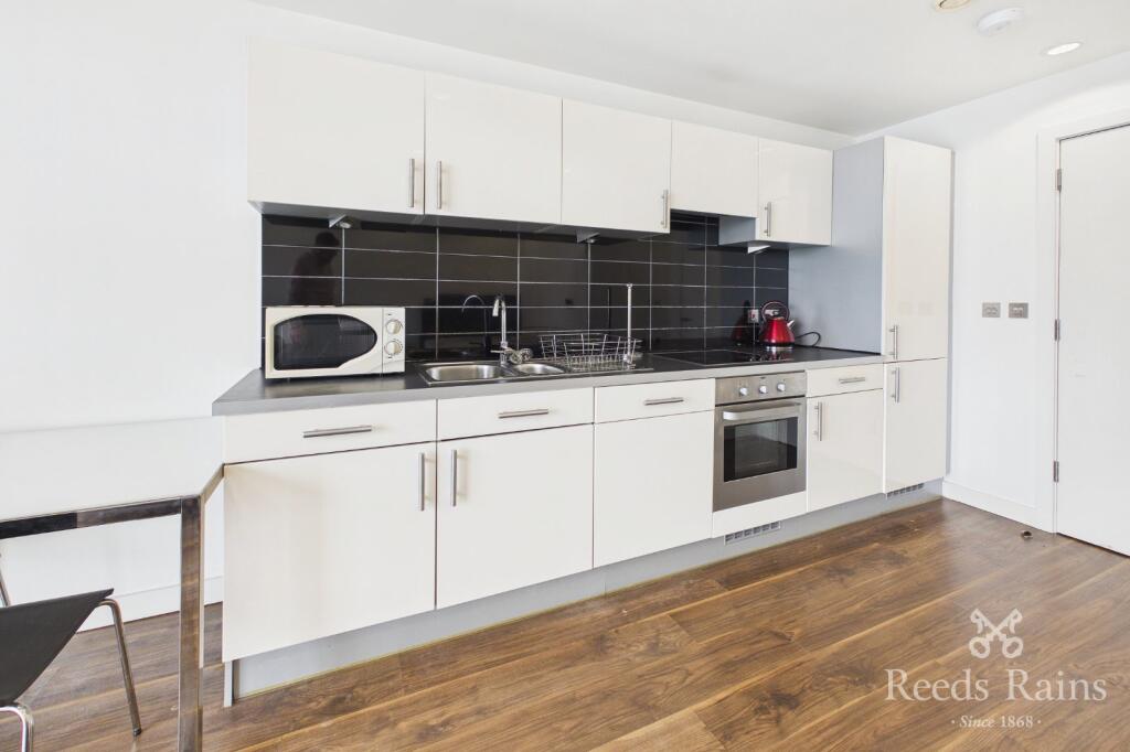 Pink, Media City UK, Salford, Greater Manchester, M50 - Ansicht 5