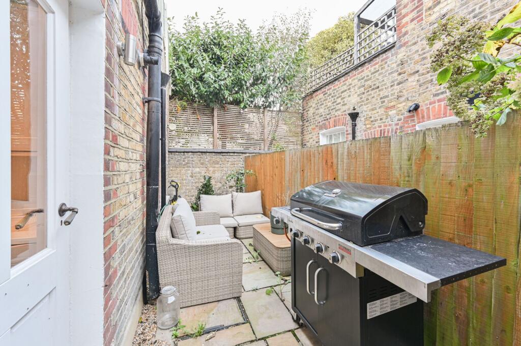 Property photo 8