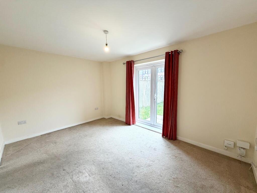 Densham Drive, Stockton-On-Tees photo 2