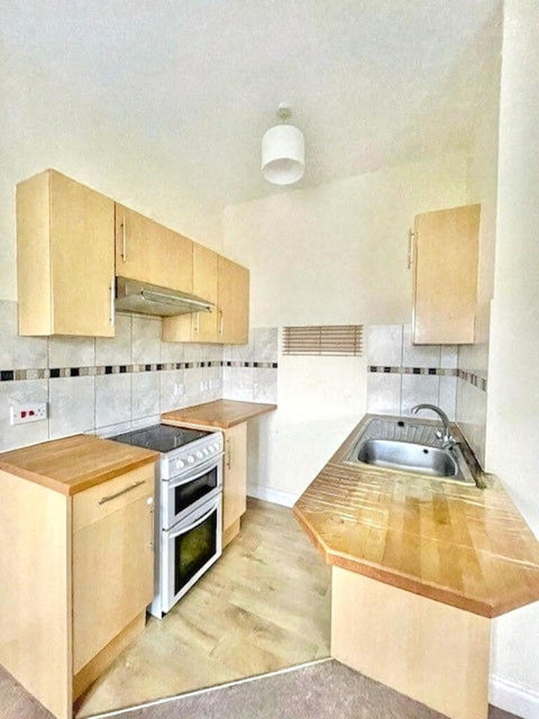 Alma Road, Bournemouth photo 5