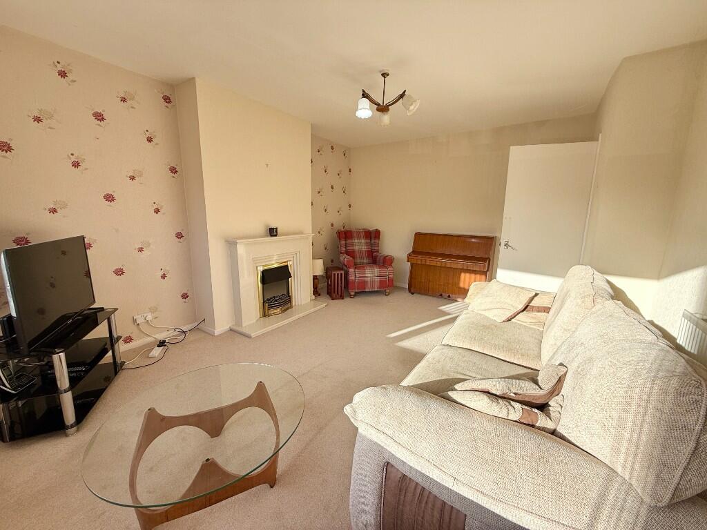 Milbourne Close, Merthyr Tydfil, CF47 0UH photo 4