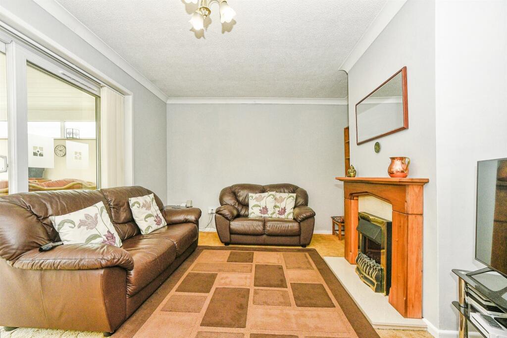 House in Durrington, Wiltshire - View 5