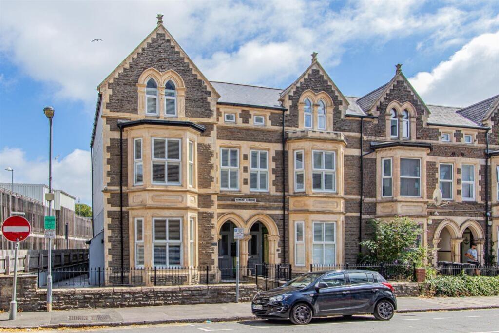 Apartment in Cardiff, Adamsdown - More