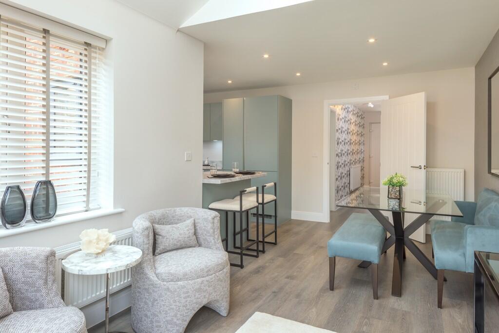 House in Arborfield Green, Finchampstead - View 4