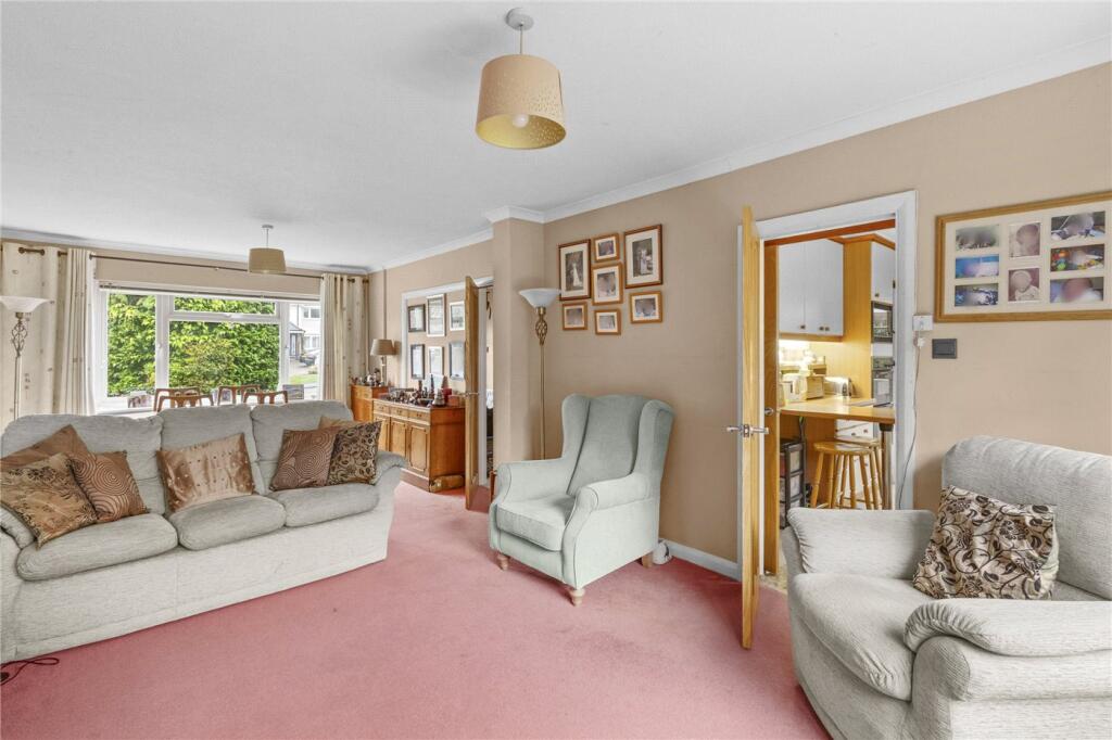 House in Buckinghamshire, Beaconsfield - View 6