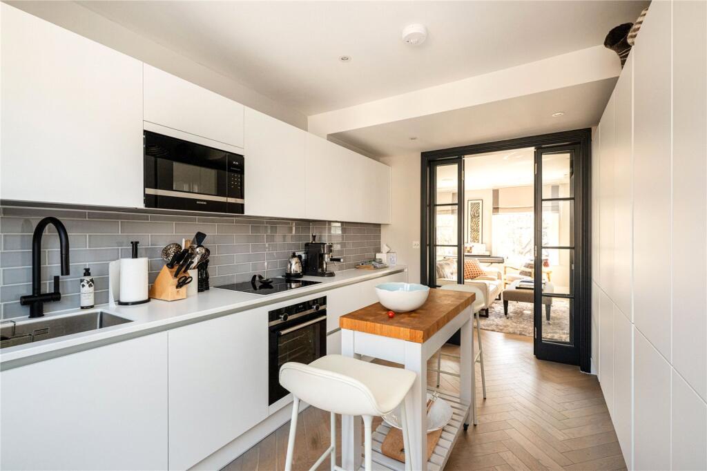 Apartment in London, City of Westminster - View 5